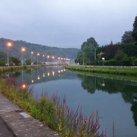 Gezellige Met Groot Zonneterras In Domaine Du Bonsoy - Vernieuwd In 2024 Blaimont