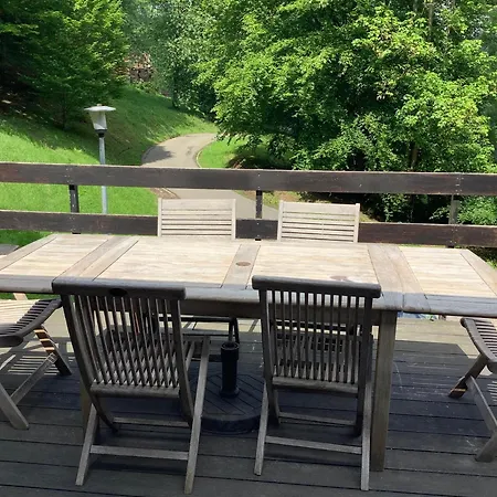 Gezellige Met Groot Zonneterras In Domaine Du Bonsoy - Vernieuwd In 2024 Alpesi faház Blaimont